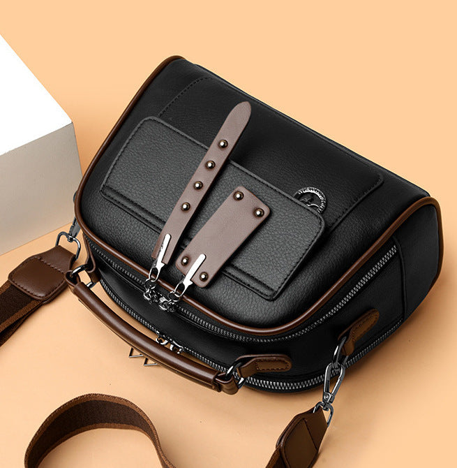 CL1356 - Retro Square Messenger Bag