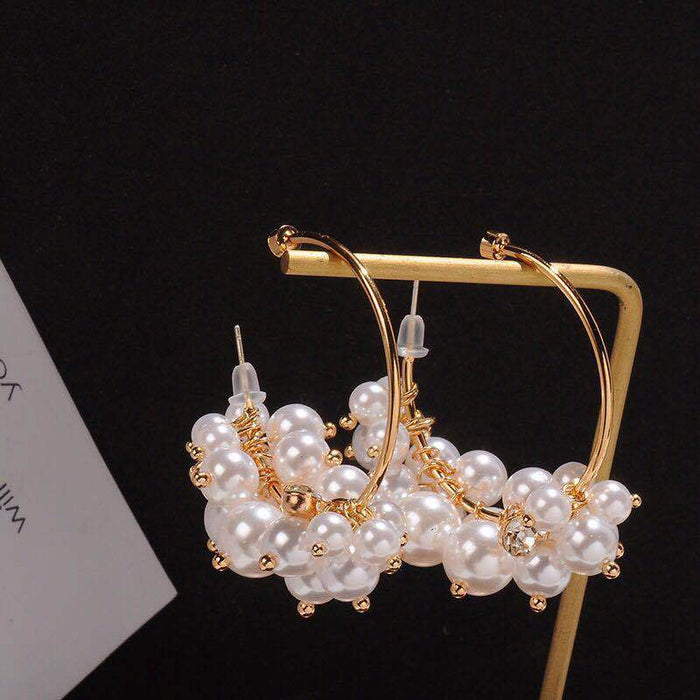 E1681 - Pearl Geometric Shaped Earrings
