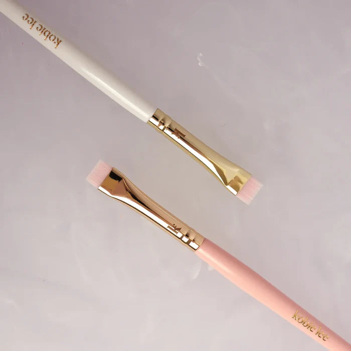 Kobie Lee Collective - Flat Highlighter Brush