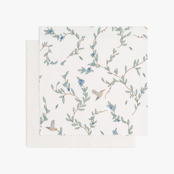 "Secret Garden" print in ivory color swatch