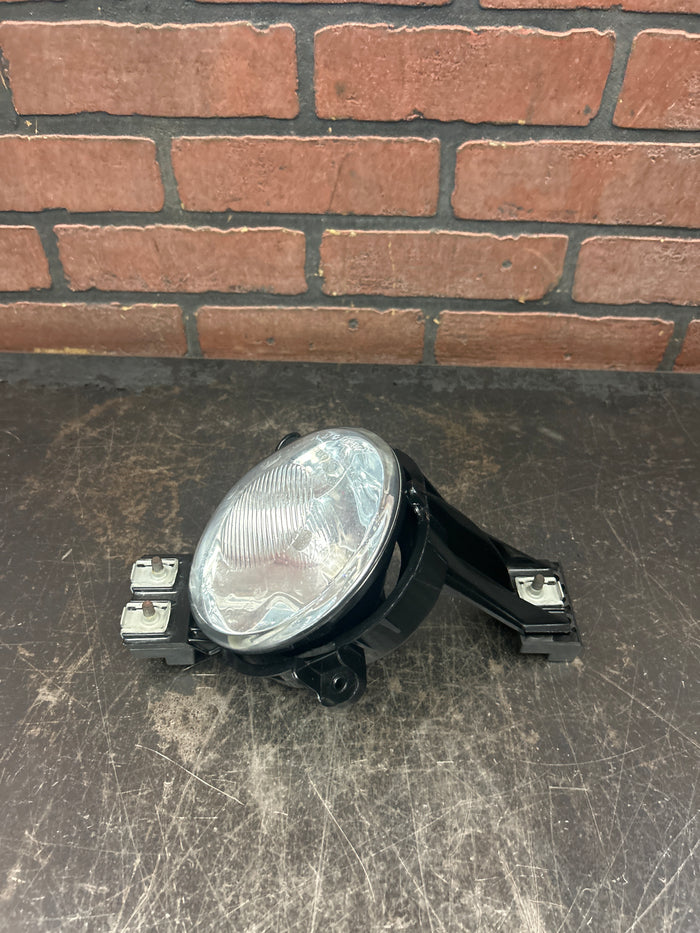 2002-2008 DODGE PICKUP 1500 FRONT DRIVER LEFT SIDE LOWER FOG LIGHT LAMP OEM