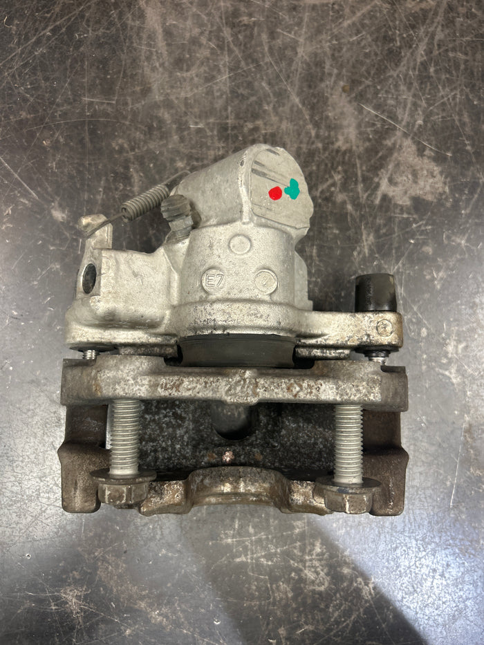 2006-2010 Pontiac Solstice/Saturn Sky Rear Left Side Brake Caliper OEM 15254646