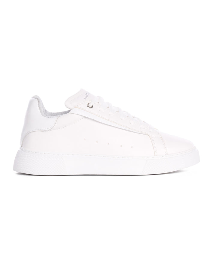 Martin Valen Axino men's casual white sneaker, clean side profile on white background showing low-top silhouette and textured platform sole