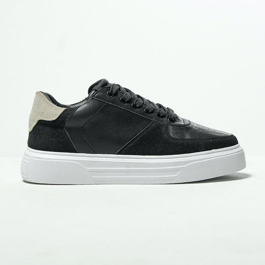 Martin Valen Black Moix Comfort men's sneaker, left side profile showing thick white sole and beige heel tab