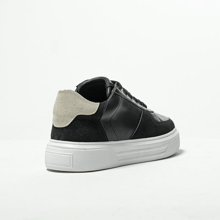 Martin Valen Black Moix Comfort men's sneaker, rear three-quarter view showing beige heel panel, black upper and white sole