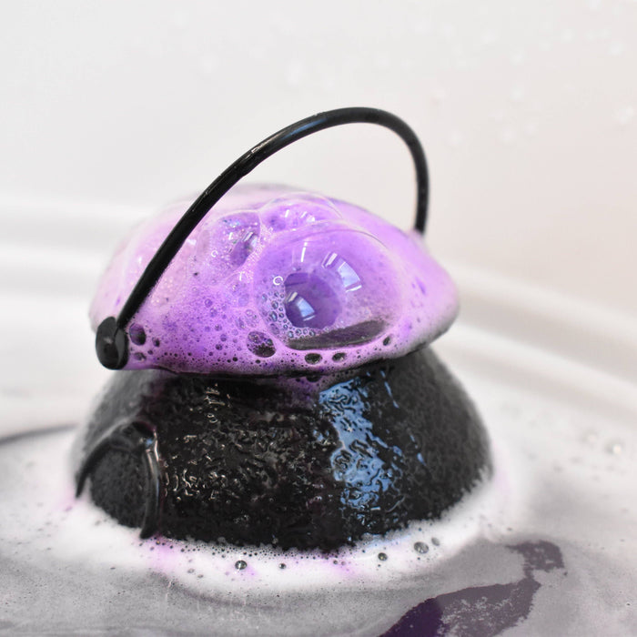 Bubbling Cauldron Halloween Bath Bomb - Ghostie