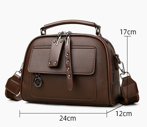 CL1356 - Retro Square Messenger Bag
