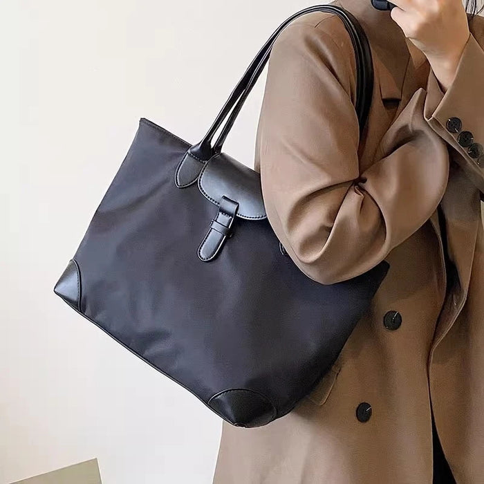 CL1515 - Elegant Fabric Tote Handbag