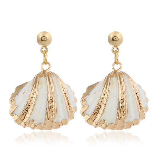 E1665 - Drop Conch Shell Earrings