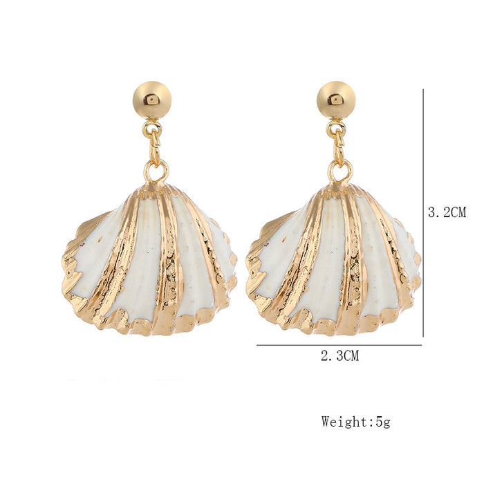 E1665 - Drop Conch Shell Earrings