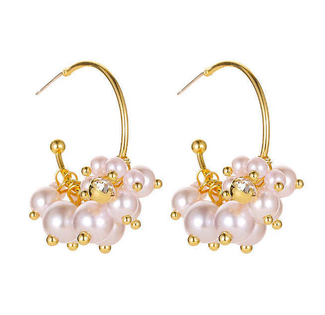 E1681 - Pearl Geometric Shaped Earrings