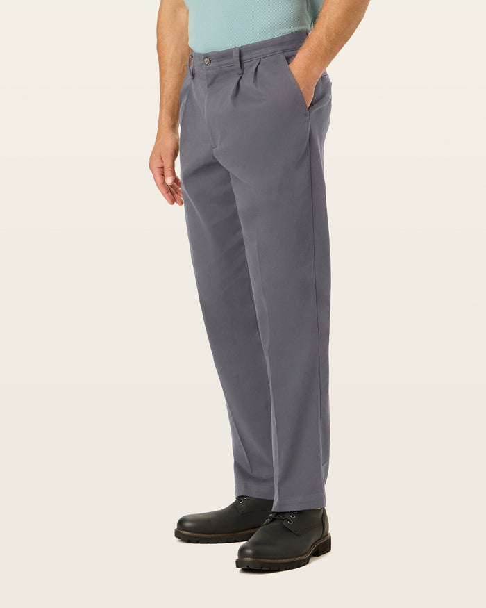 Easy Khakis, Pleated, Classic Fit