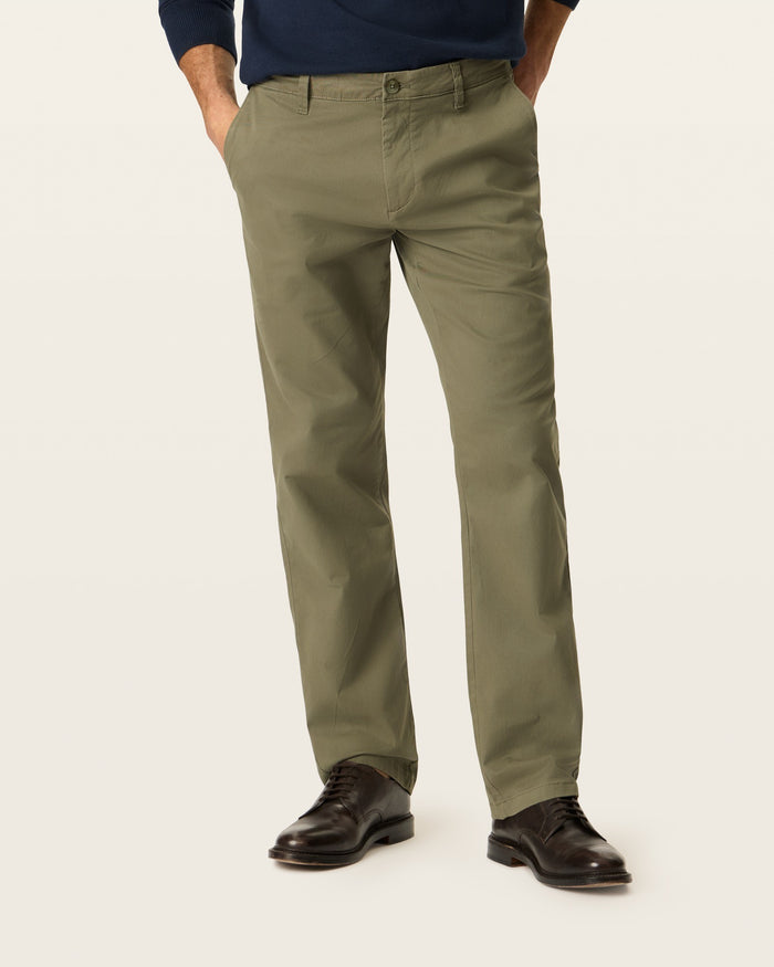 Essential American Khaki, Straight Fit