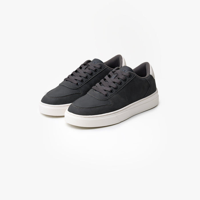 Essential Court Trainer | Black