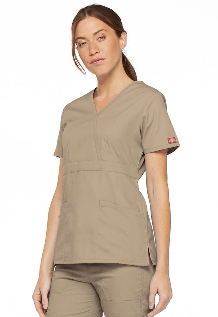 Exist. Conjunto Mujer Dickies EDS Signature Mod.86806/86106 Khaki