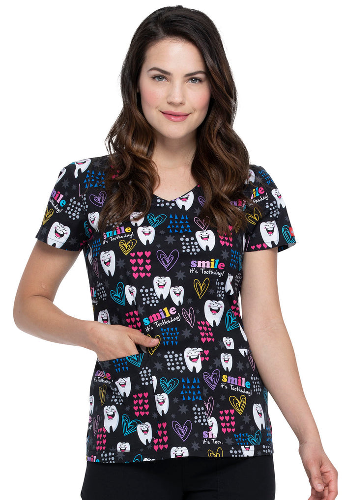 Filipina Mujer Dickies Estampada Mod. DK700 Smile Like Its Toothsday