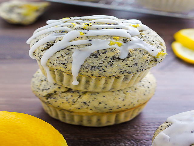 Lemon Poppy Muffin Top by Mad Oils Type Fragrance Oil