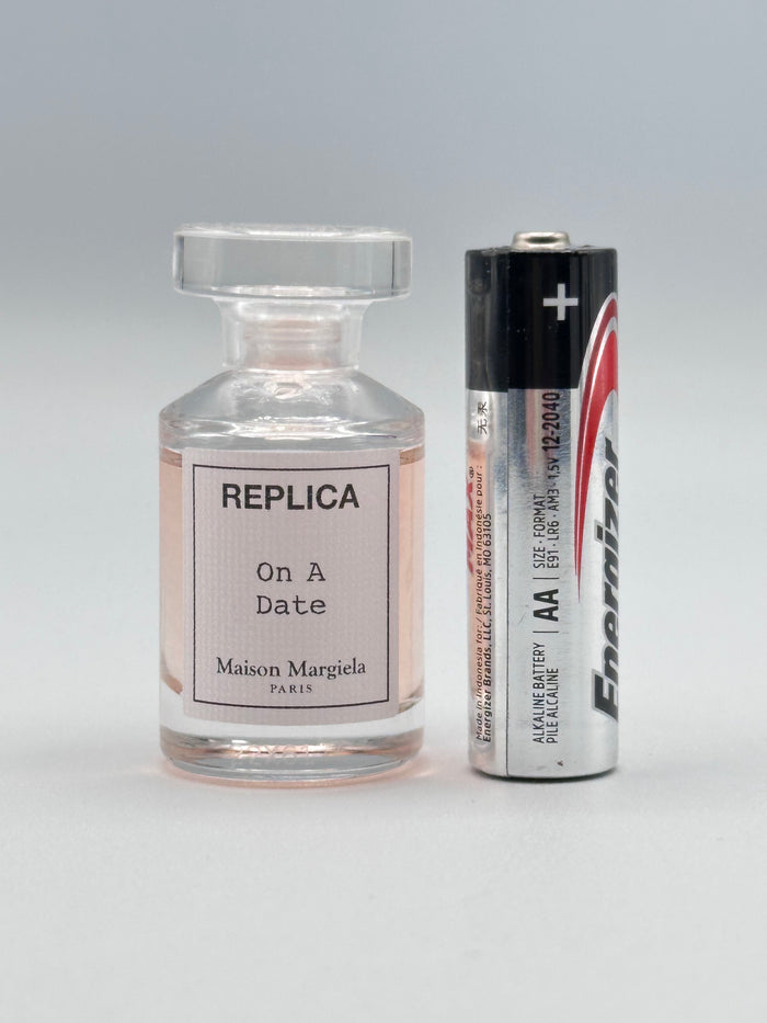 Maison Margiela Replica On A Date EDT - Mini Perfume - 7ml