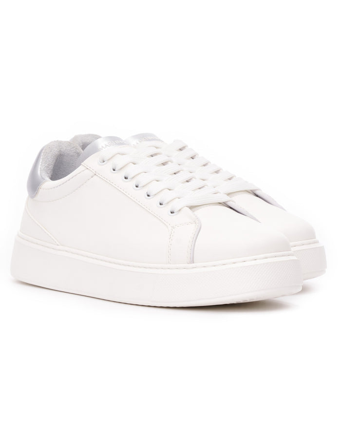 Martin Valen men's white sneakers three-quarter front view, visible laces and chunky platform sole