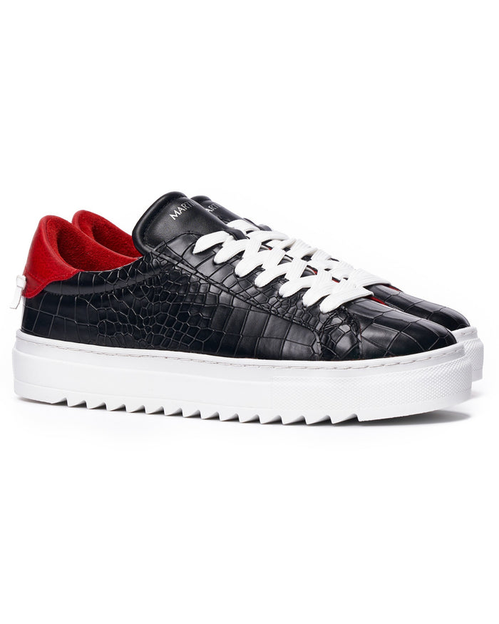 Martin Valen men’s low-top black-white sneakers, close top view showing white laces and black tongue with logo