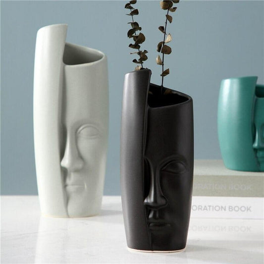 Minimalistic Ceramic Half Face Vase - HomeHatchpk