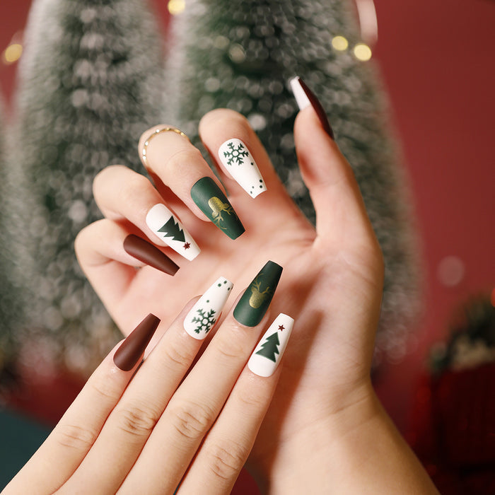 NA067 - Christmas Themed Press On Nails