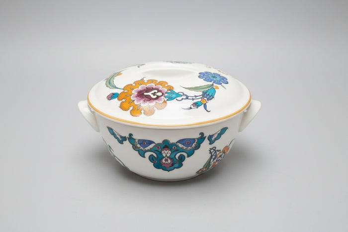 Royal Worcester Palmyra size5  casserole dish