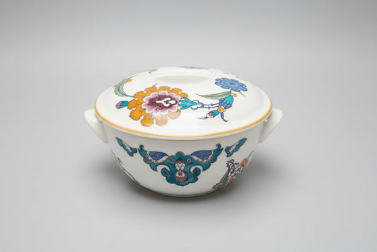 Royal Worcester Palmyra size5  casserole dish