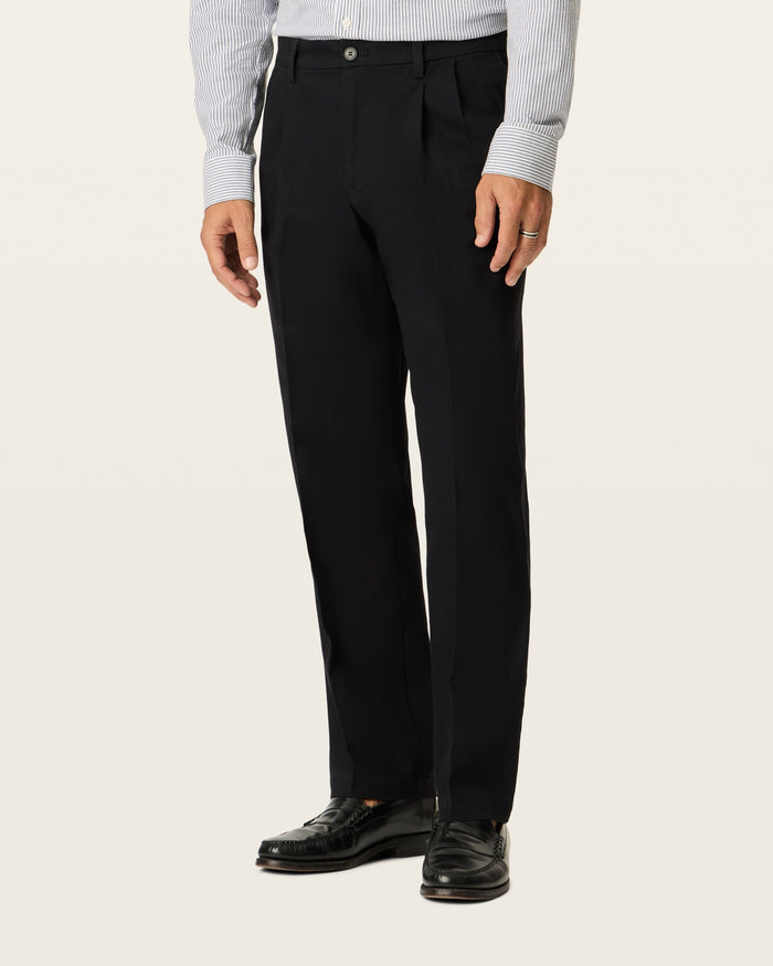 Signature Iron Free Khakis, Pleated, Classic Fit with Stain Defender®