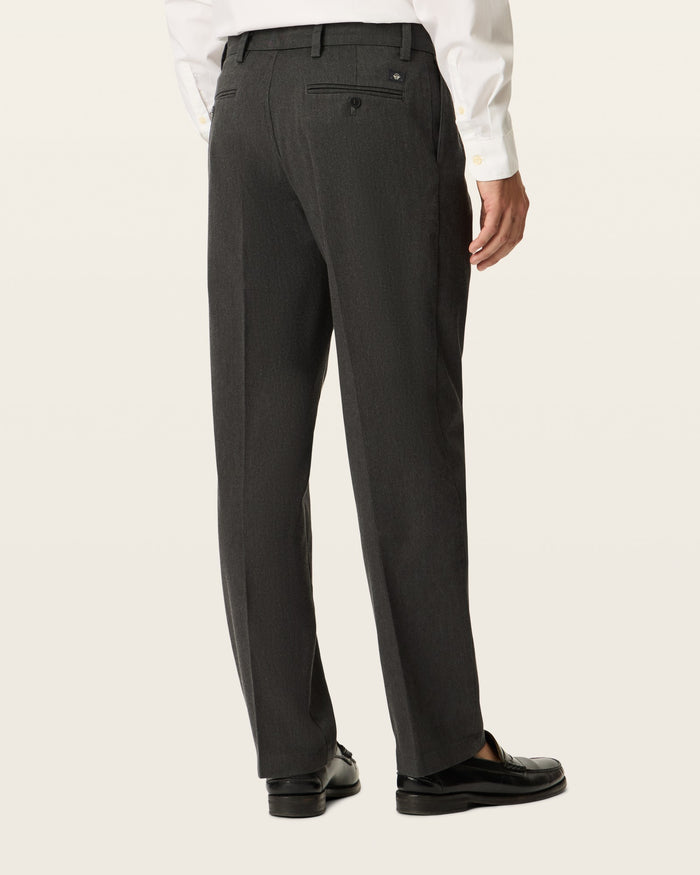 Signature Iron Free Khakis, Pleated, Classic Fit with Stain Defender®