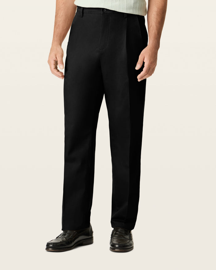 Signature Iron Free Khakis, Pleated, Relaxed Fit with Stain Defender®
