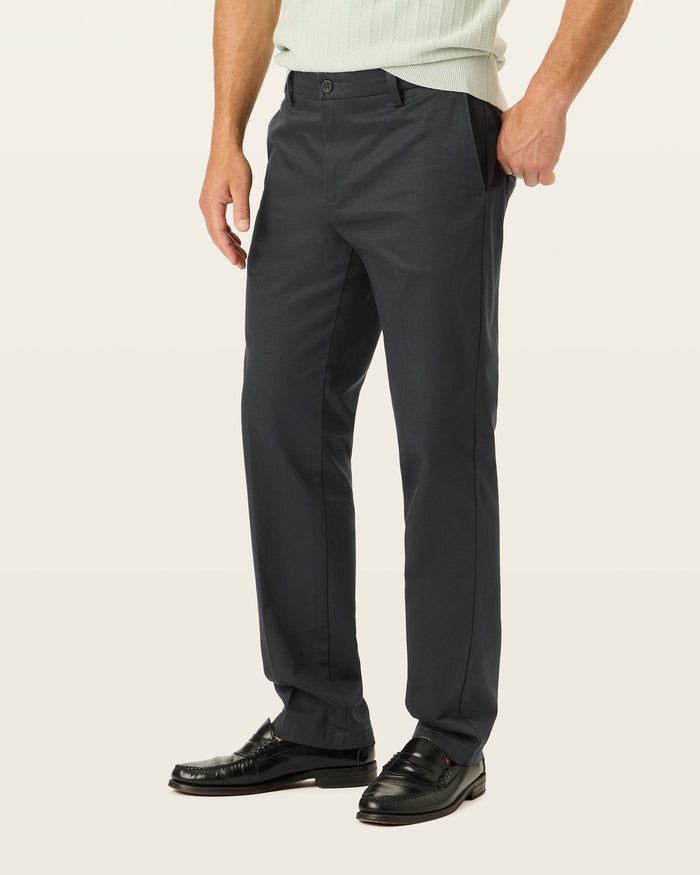 Signature Khakis, Creased, Straight Fit