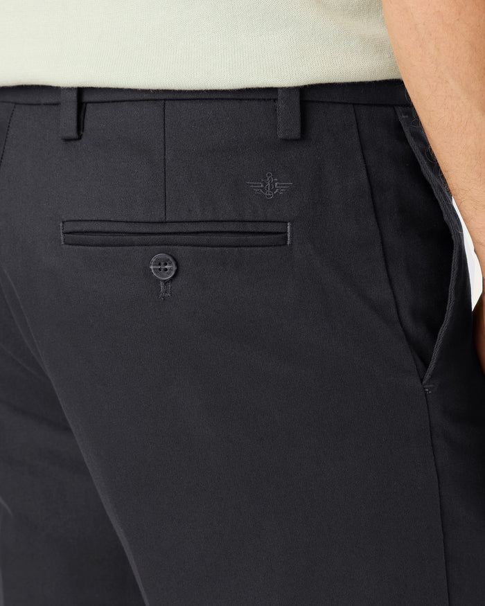 Signature Khakis, Creased, Straight Fit