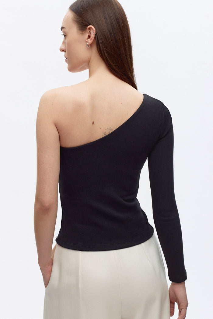 Women's Faten Shirt in Black