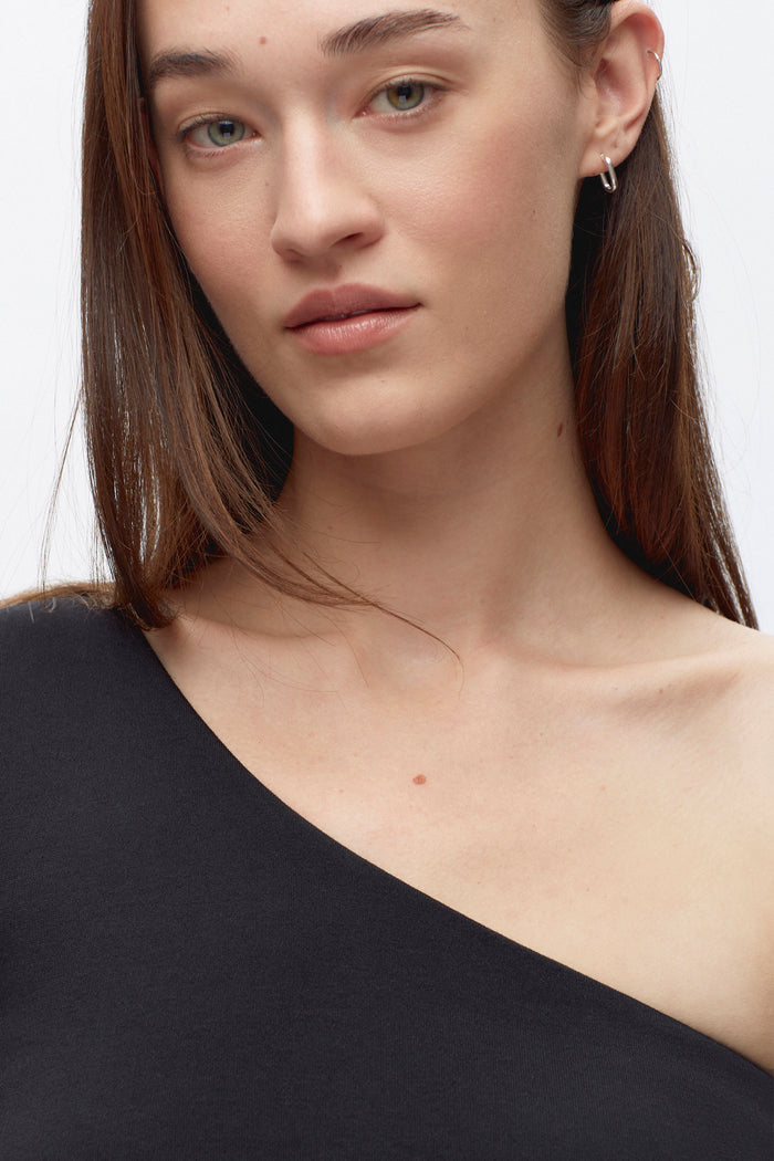 Women's Faten Shirt in Black