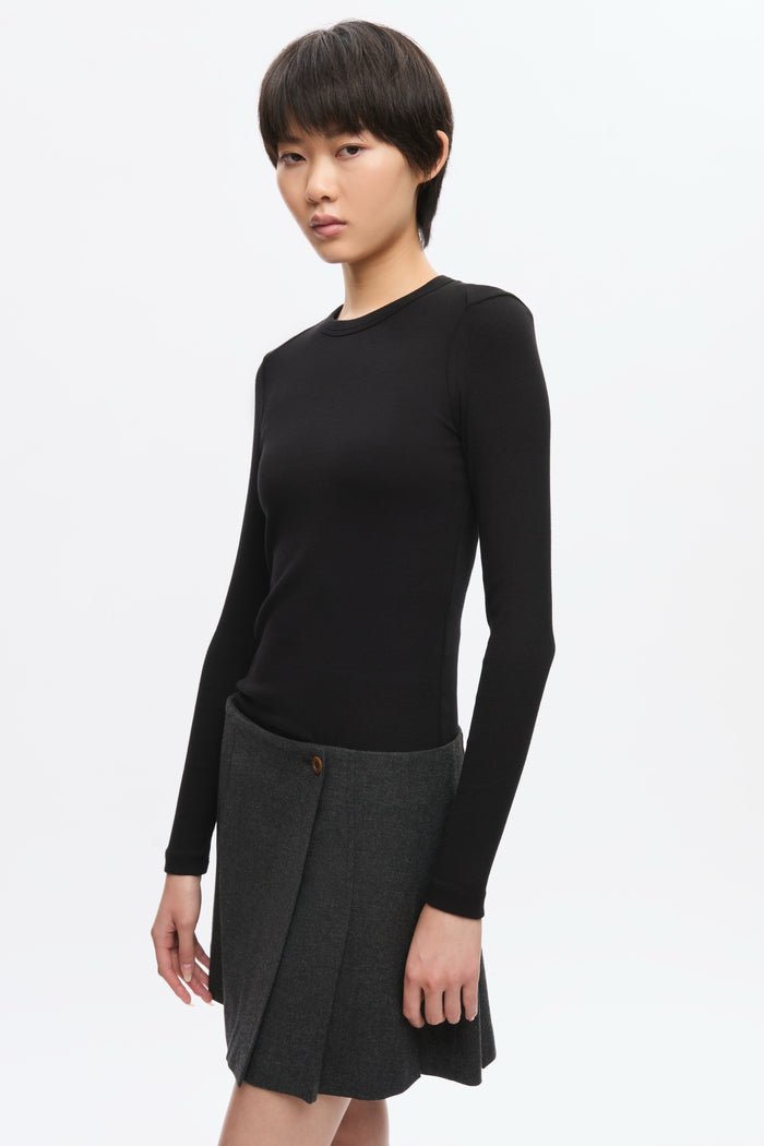 Women's Fitted Rib Longsleeve in Black