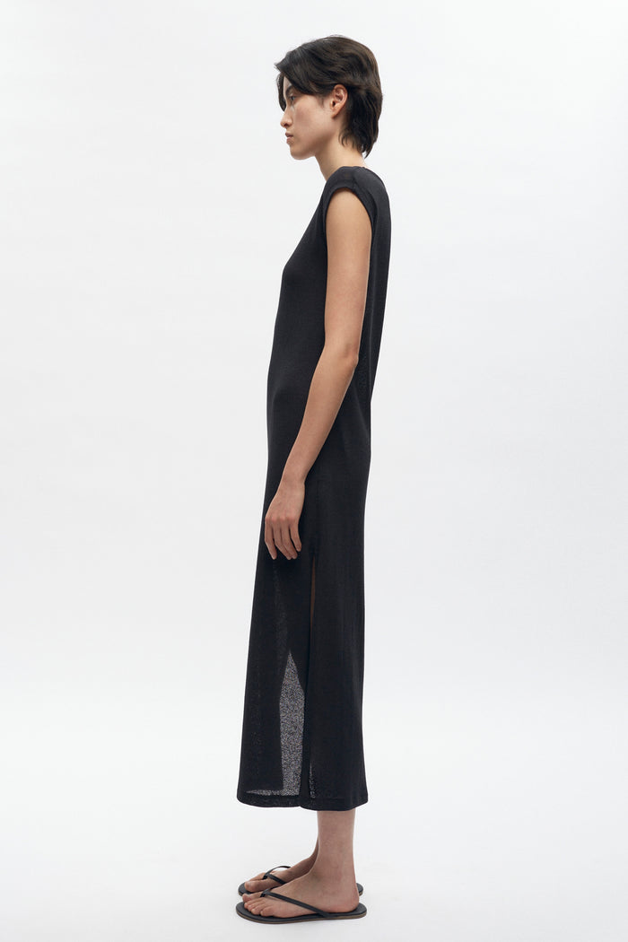 Cami is 5ft 11in, a regular size S and wearing a S.