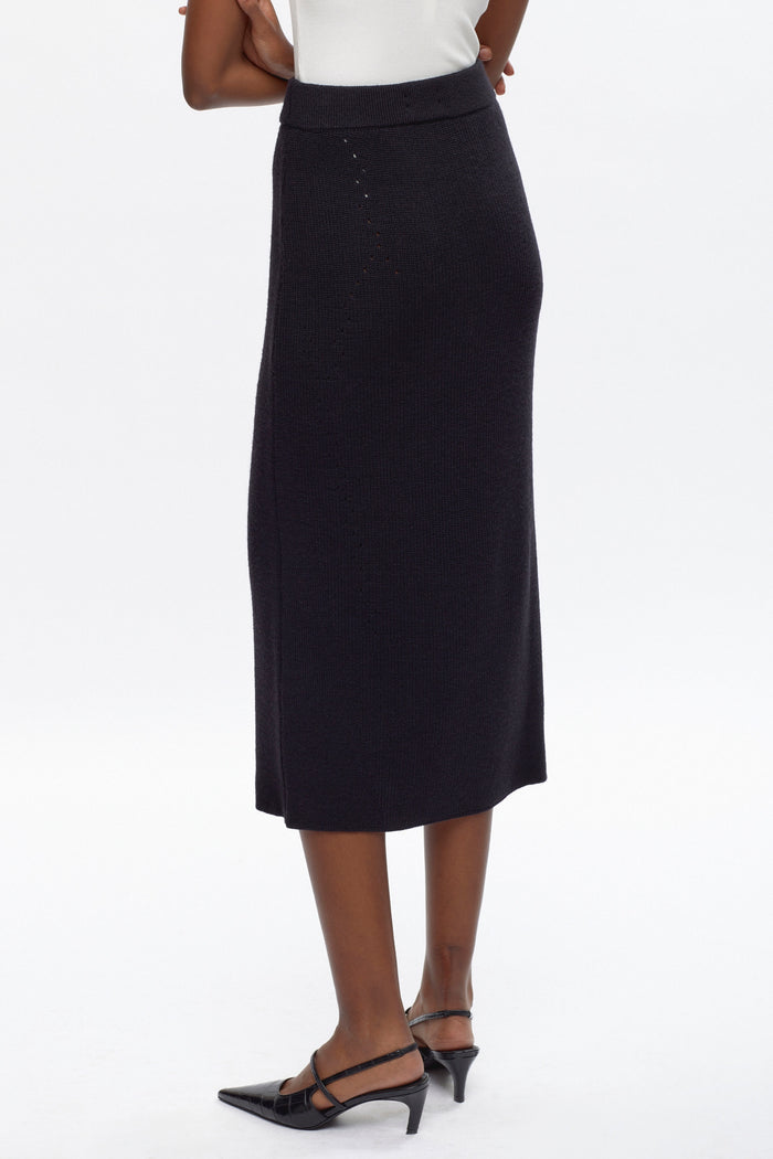 Women's Maadi Skirt in Black