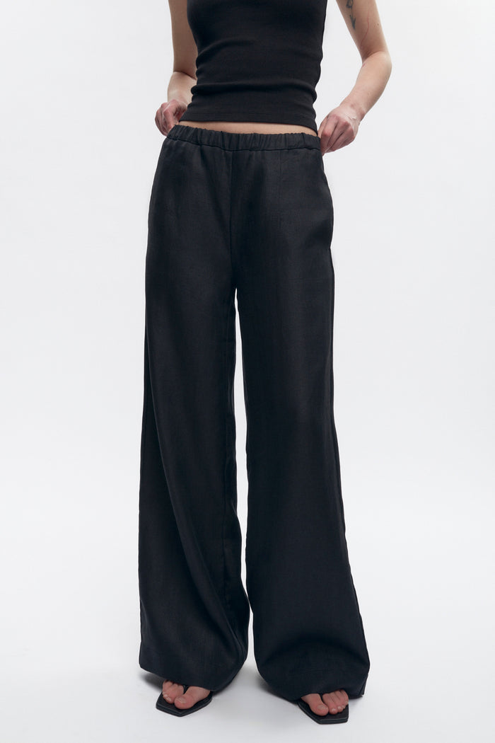 Women's Persea Linen Pull On Pants in Black